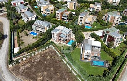 TUZLA TEPEÖREN MİLENYUM PARK'TA A TİPİ 5+1 HAVUZLU BAHÇELİ VİLLA