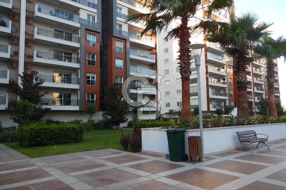 MAVİŞEHİR'DE HAVUZLU, GÜVENLİKLİ, EŞYALI KİRALIK 2+1 DAİRE