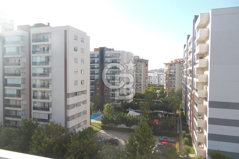 MAVİŞEHİR'DE HAVUZLU, GÜVENLİKLİ, EŞYALI KİRALIK 2+1 DAİRE