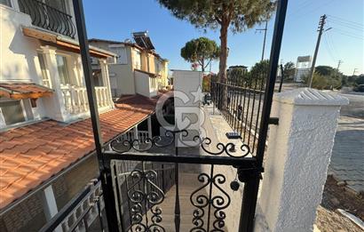 Seferihisar Tepecik Yenisu Sitesin'de  4+1 Satılık  Triplex villa  