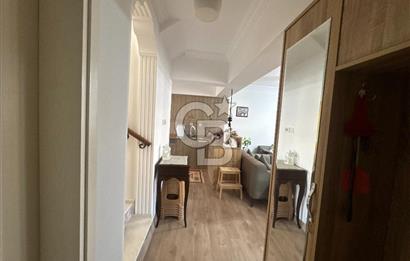 Seferihisar Tepecik Yenisu Sitesin'de  4+1 Satılık  Triplex villa  