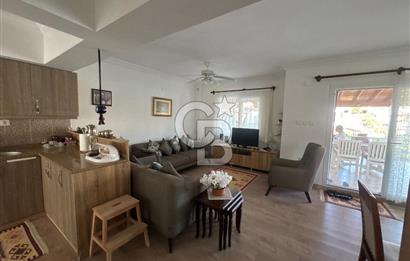 Seferihisar Tepecik Yenisu Sitesin'de  4+1 Satılık  Triplex villa  
