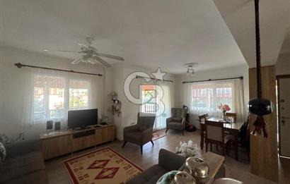 Seferihisar Tepecik Yenisu Sitesin'de  4+1 Satılık  Triplex villa  