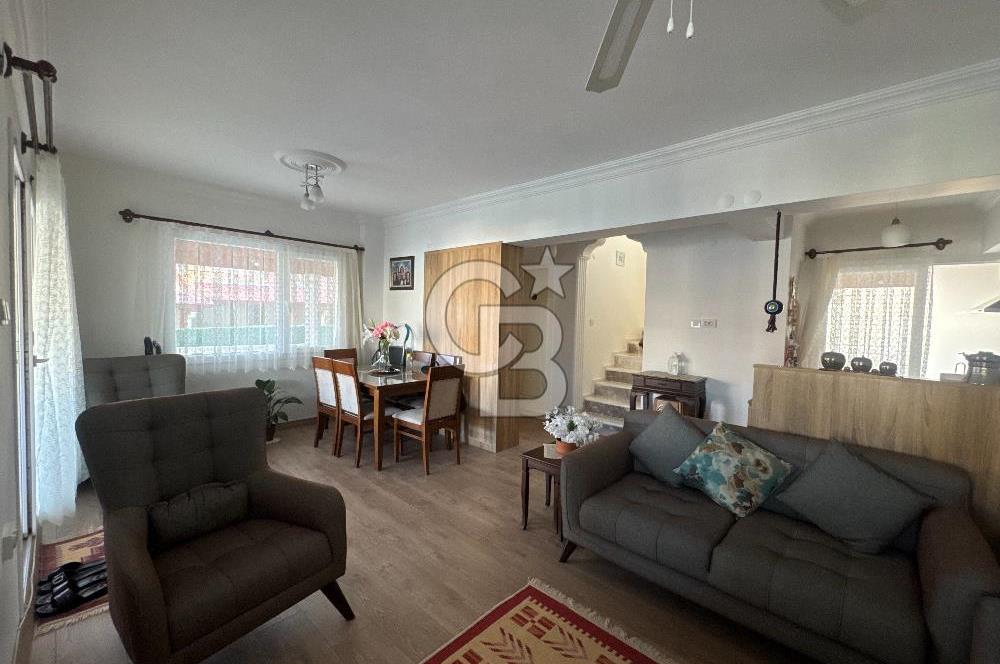 Seferihisar Tepecik Yenisu Sitesin'de  4+1 Satılık  Triplex villa  
