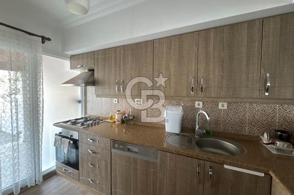Seferihisar Tepecik Yenisu Sitesin'de  4+1 Satılık  Triplex villa  