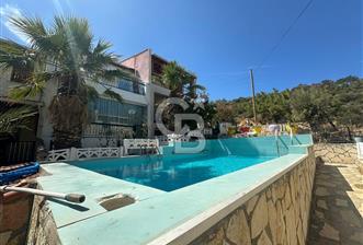 Yenifoça Mustafa Kemal Atatürk Mahallesi 2+1 Satılık Villa