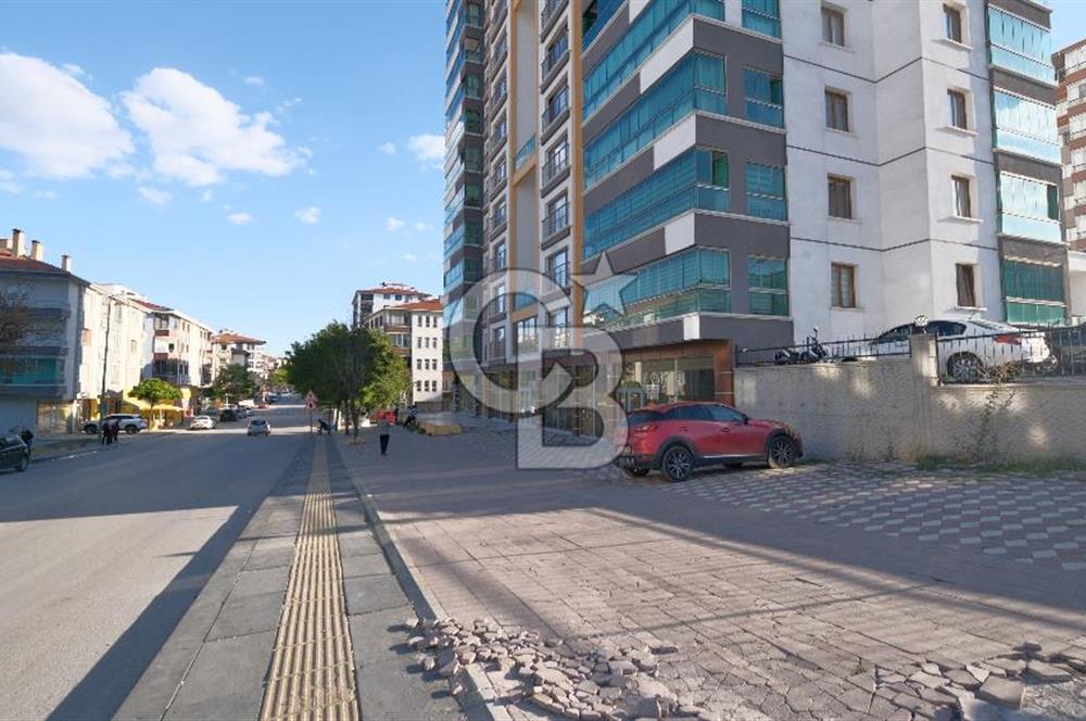 Pursaklar Zeytindalı Sitesi’nde Panoramik Şehir Manzaralı, Prestijli ve Lüks Daire