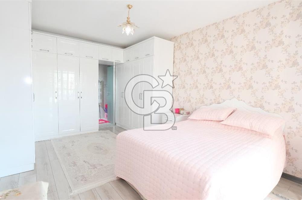 Pursaklar Zeytindalı Sitesi’nde Panoramik Şehir Manzaralı, Prestijli ve Lüks Daire