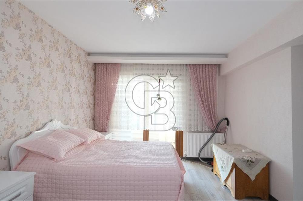 Pursaklar Zeytindalı Sitesi’nde Panoramik Şehir Manzaralı, Prestijli ve Lüks Daire