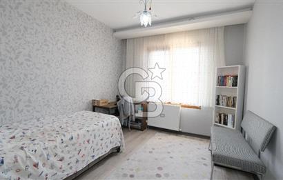 Pursaklar Zeytindalı Sitesi’nde Panoramik Şehir Manzaralı, Prestijli ve Lüks Daire