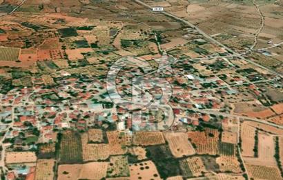 Çal Yukariseyitte 1400 m² Yerleşime 500m Mesafede Satılık Tarla