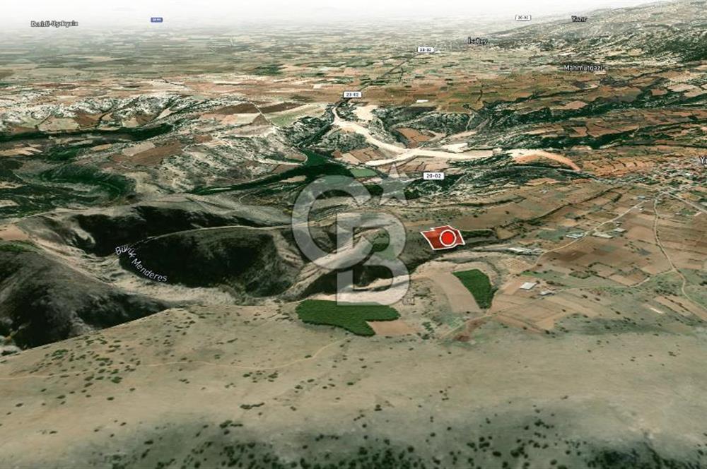 Çal Yukarıseyitte Satılık Tarla Yerleşime ve çal tokilere yakın