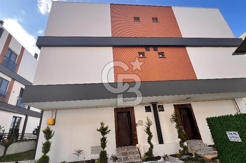 B.KOLPINARDA SATILIK TRIBLEX VİLLA