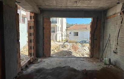 BUCA KAYNAKLAR ÇINARALTI MEYDANA YAKIN SATILIK NATAMAM 3+1 VİLLA