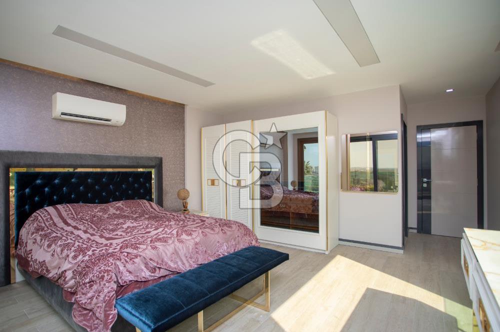 Kuşadası Türkmen'de Satılık 5+1 Havuzlu Müstakil Villa