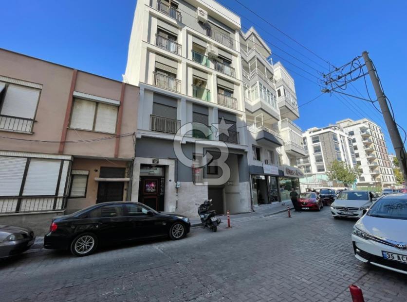 KARŞIYAKA NERGİZ DE 4+1 SATILIK DAİRE