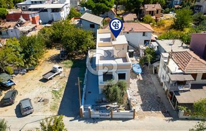 Yenifoça Gencelli'de Deniz Manzaralı Satılık 3+1 Dubleks