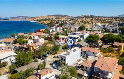 Yenifoça Gencelli'de Deniz Manzaralı Satılık 3+1 Dubleks
