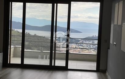 Bodrum Konacık'ta Panoramik Deniz Manzaralı Satılık Bahçe Dubleksi