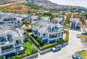 KAHRAMANDERE'DE SATILIK 3+1 EBEVEYN BANYOLU ÇATI DUBLEKSİ