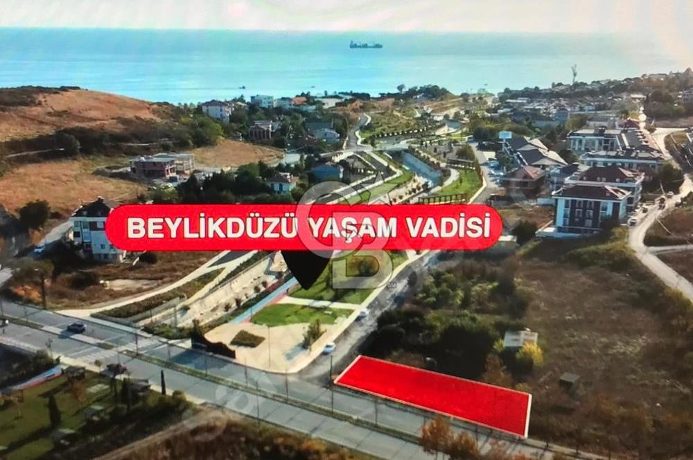 Beylikdüzü Kavaklı Mahallesinde Konut İmarlı Arsa.