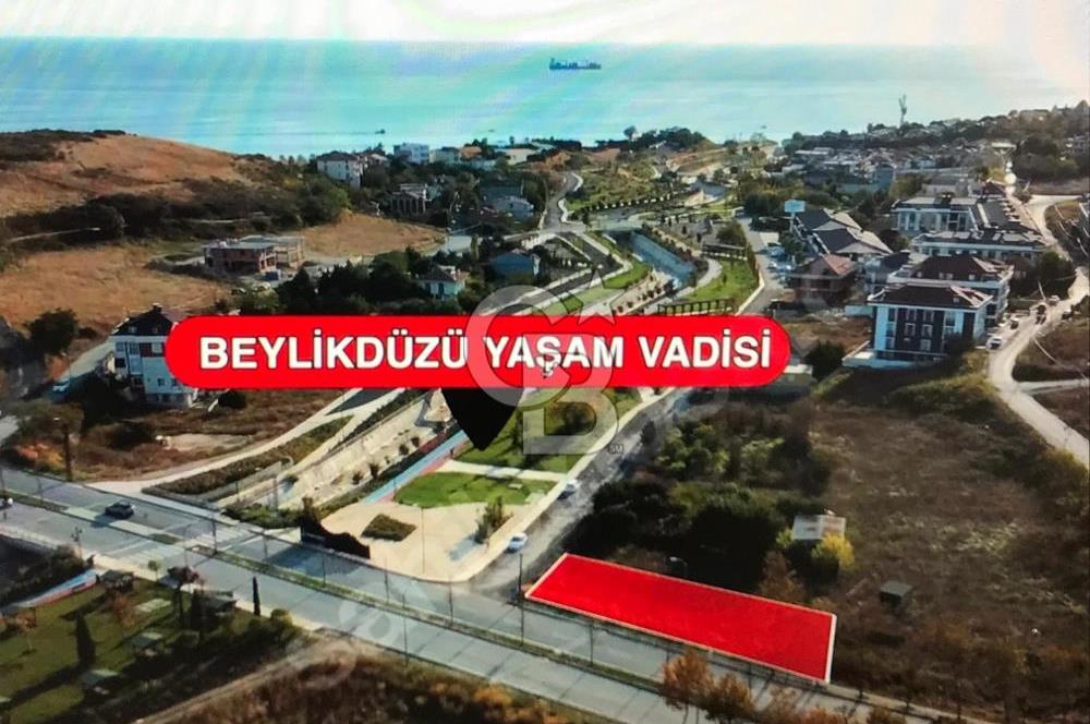 Beylikdüzü Kavaklı Mahallesinde Konut İmarlı Arsa.