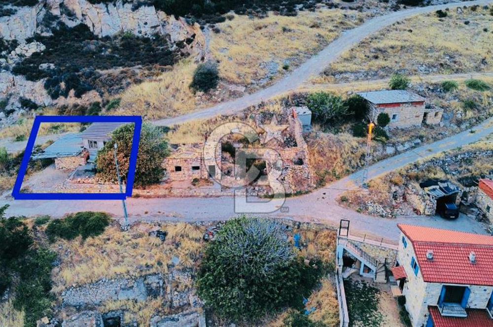 Foça Kocamehmetler'de Satılık 427 m2 Arsa