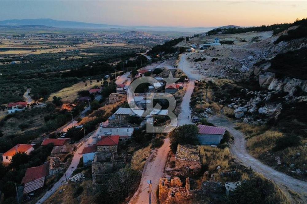 Foça Kocamehmetler'de Satılık 322 m2 Arsa