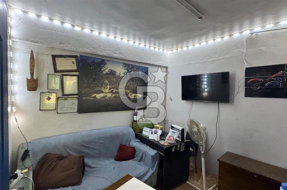ALEMDAĞ CADDESİ ÜZERİNDE 100 M2 SATILIK DÜKKAN