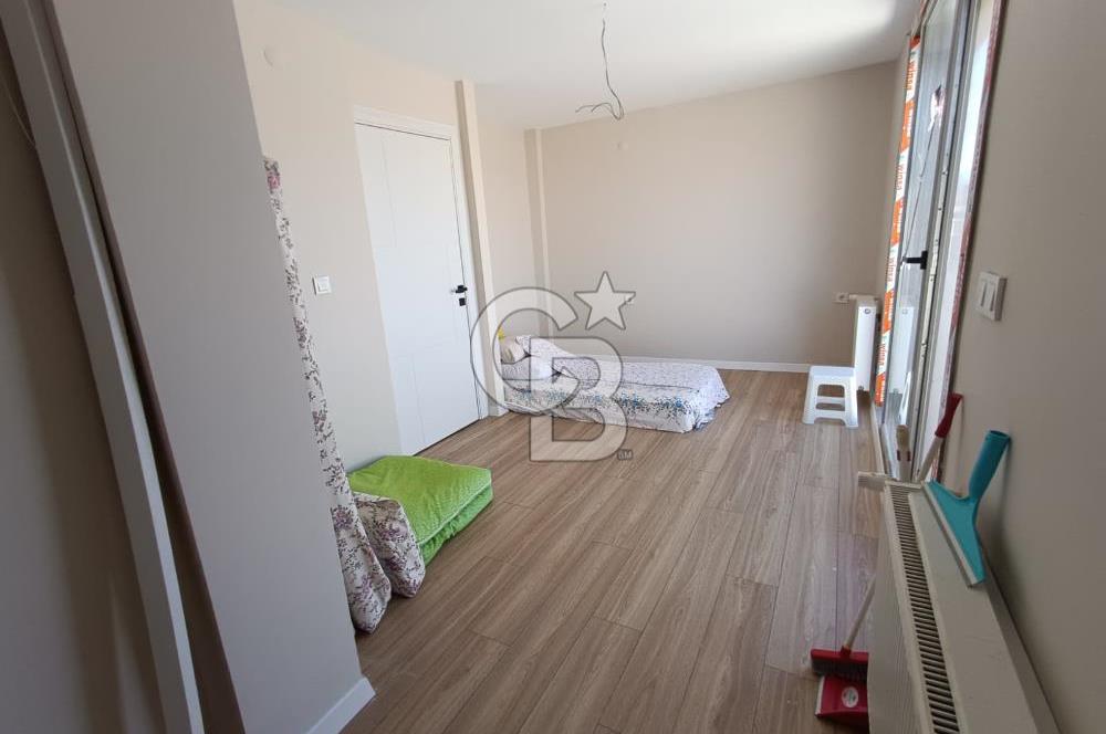 Aksoy’da Teraslı 2+1 Dubleks–Eşyalı Kiralık