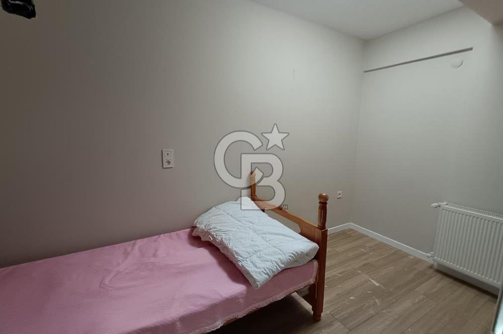 Aksoy’da Teraslı 2+1 Dubleks–Eşyalı Kiralık