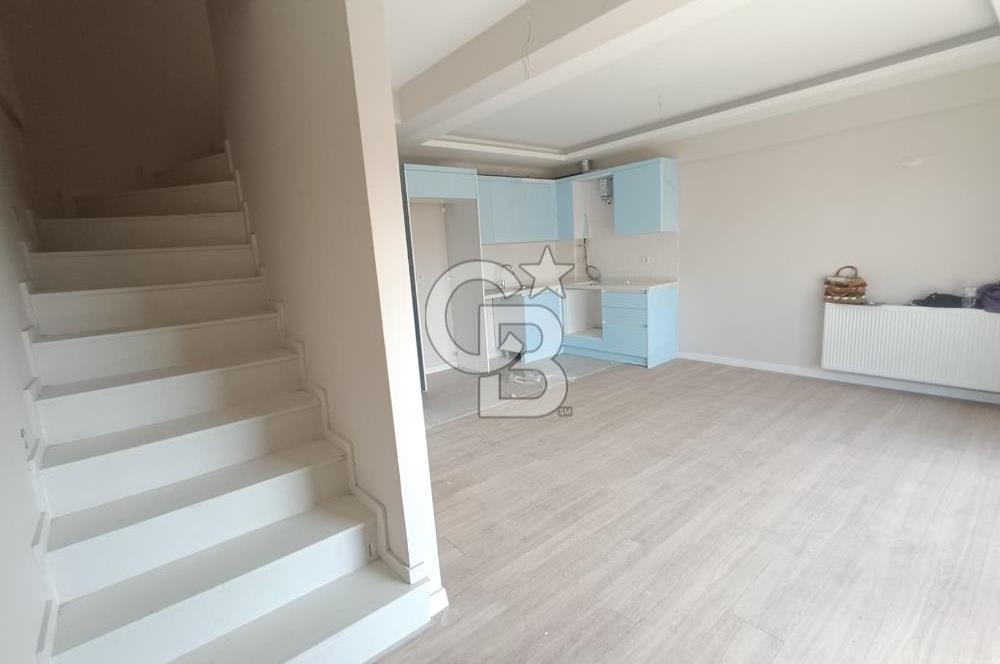 Aksoy’da Teraslı 2+1 Dubleks–Eşyalı Kiralık