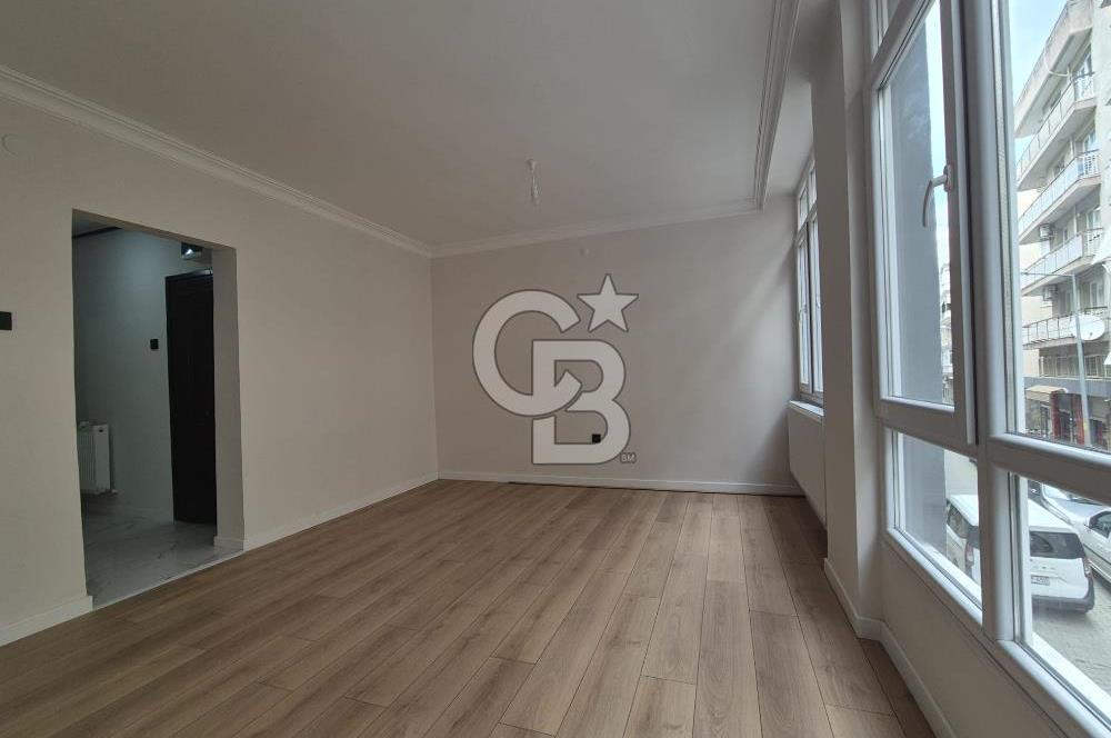 Karşıyaka  Tuna Mahallesi Ara Kat Tadilatlı 3+1 Satılık Boş Daire 