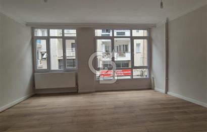 Karşıyaka  Tuna Mahallesi Ara Kat Tadilatlı 3+1 Satılık Boş Daire 