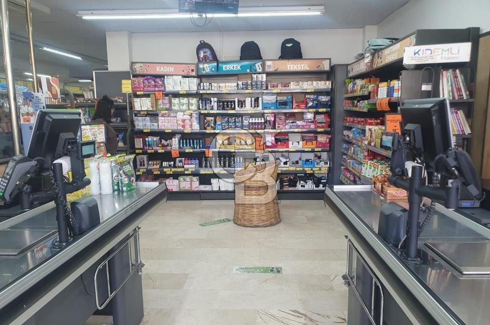 ÇİFTLİKKÖY MEHMETAKİFERSOY'DA  KURUMSAL KİRACILI 420 M2 SATILIK DÜKKAN