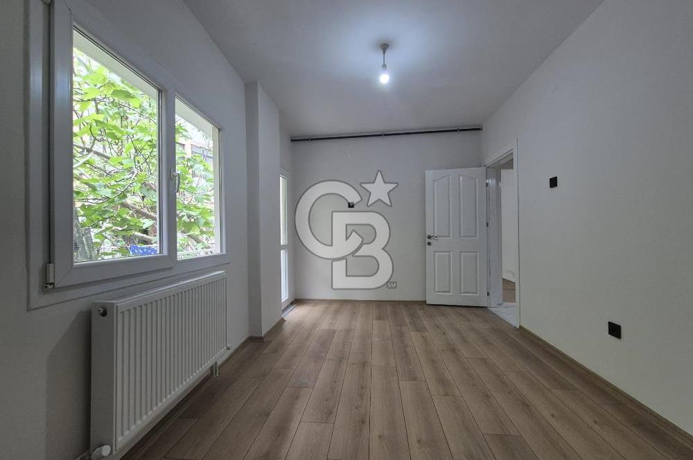 Karşıyaka  Tuna Mahallesi Ara Kat Tadilatlı 3+1 Satılık Boş Daire 