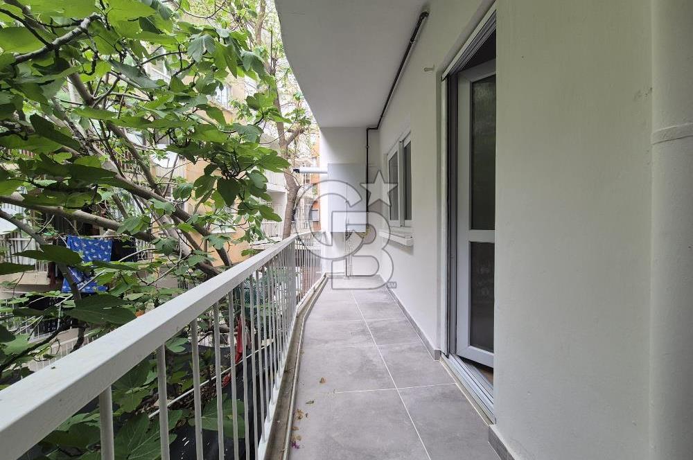 Karşıyaka  Tuna Mahallesi Ara Kat Tadilatlı 3+1 Satılık Boş Daire 