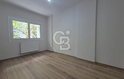 Karşıyaka  Tuna Mahallesi Ara Kat Tadilatlı 3+1 Satılık Boş Daire 