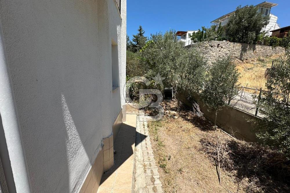 ÇANDARLI EYKO'DA SATILIK EŞYALI DÜBLEKS DENİZ MANZARALI VİLLA