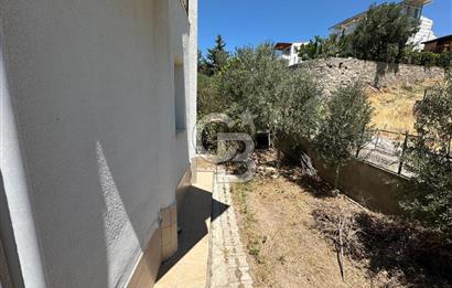 ÇANDARLI EYKO'DA SATILIK EŞYALI DÜBLEKS DENİZ MANZARALI VİLLA