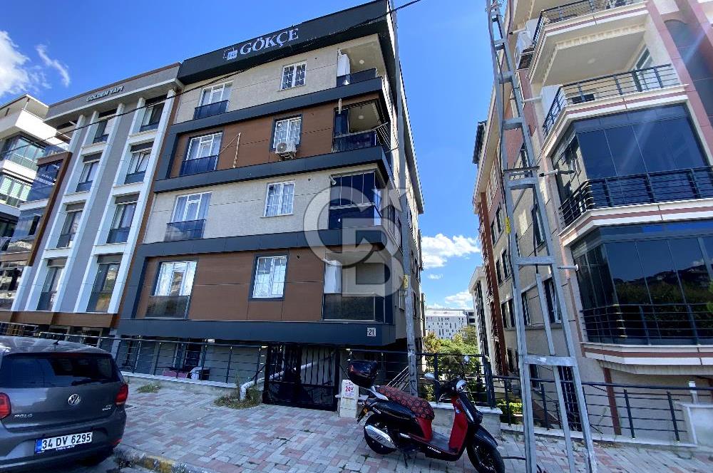 Beylikdüzü Yakuplu'da Metrobüse Yakın Satılık 2+1 Daire