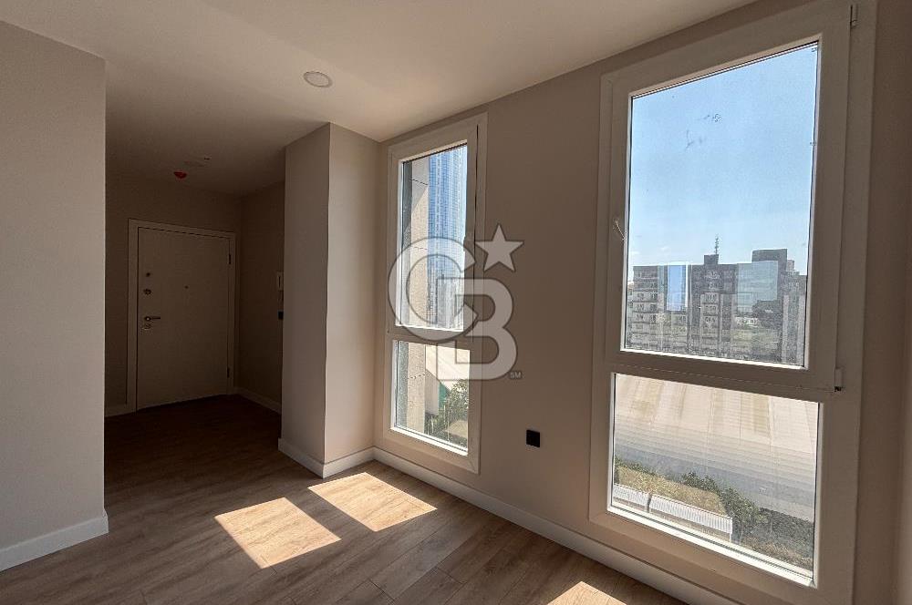 E5 ANA YOL ÜZERİNDE MANZARALI KİRALIK BÜRO OFİS