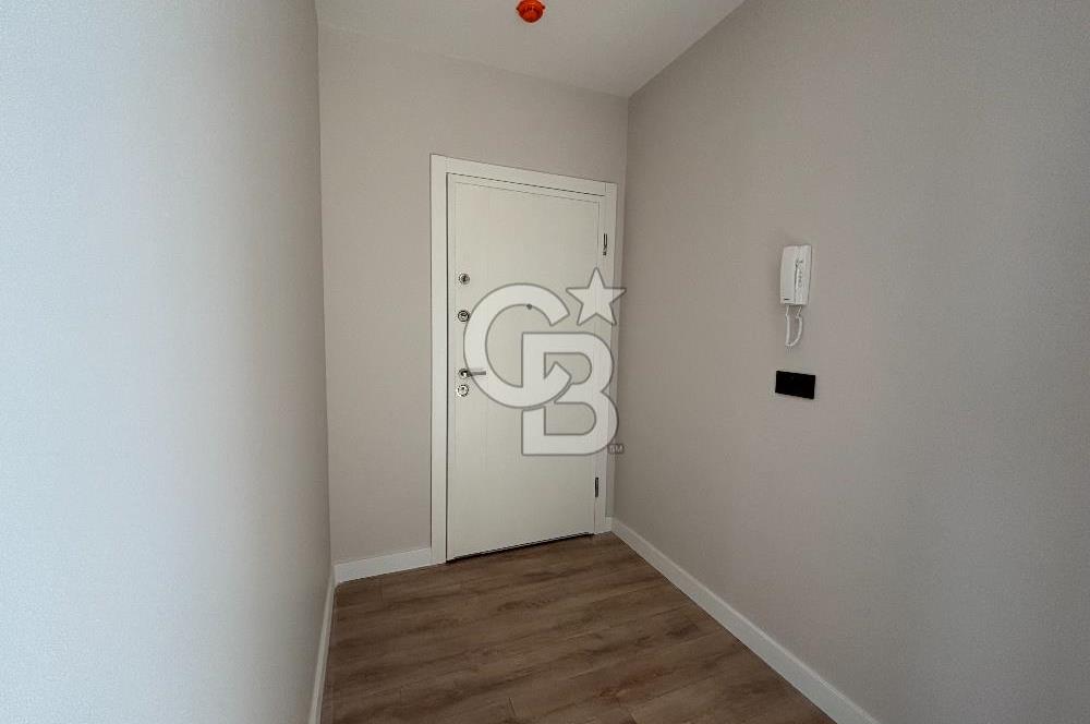 E5 ANA YOL ÜZERİNDE MANZARALI KİRALIK BÜRO OFİS