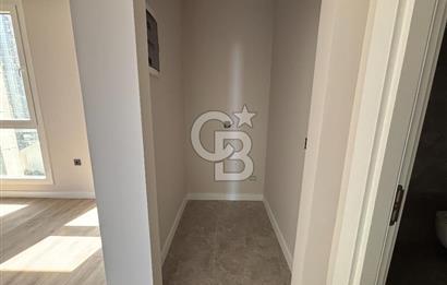 E5 ANA YOL ÜZERİNDE MANZARALI KİRALIK BÜRO OFİS