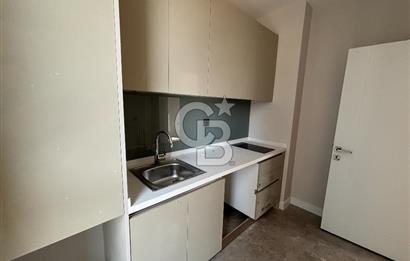 E5 ANA YOL ÜZERİNDE MANZARALI KİRALIK BÜRO OFİS