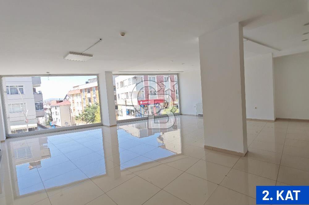 İstiklal Cadde üzeri 450 m2 Kiralık Yeni Dükkan, KDV Avantajlı