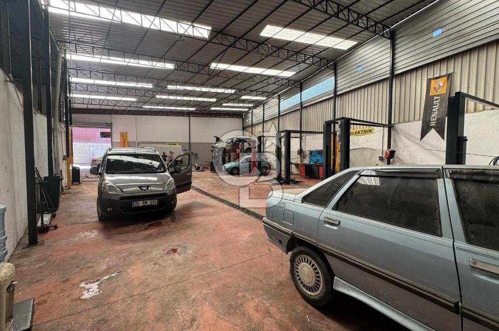 GAZİEMİR'DE 1600 M² KAPALI ALAN DEVREN KİRALIK OTO BAKIM SERVİS