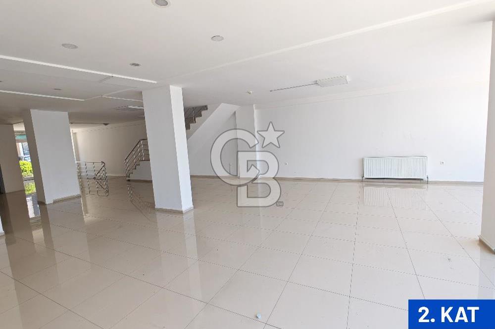 İstiklal Cadde üzeri 450 m2 Kiralık Yeni Dükkan, KDV Avantajlı