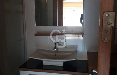Bayraklı Adalet Mahallesi Site İçerisi 3+1 150 m² Satılık Daire