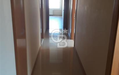 Bayraklı Adalet Mahallesi Site İçerisi 3+1 150 m² Satılık Daire